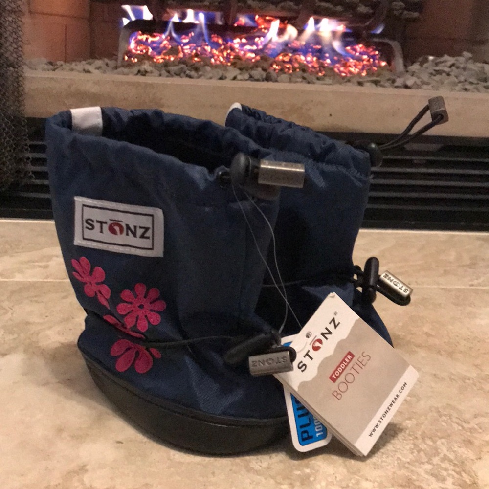 Stonz Toddler Booties Sz. M NWT